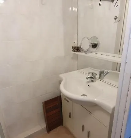 شقة La *